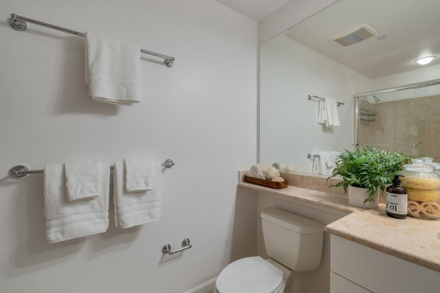 Detail Gallery Image 20 of 42 For 800 High St #216,  Palo Alto,  CA 94301 - 3 Beds | 2 Baths