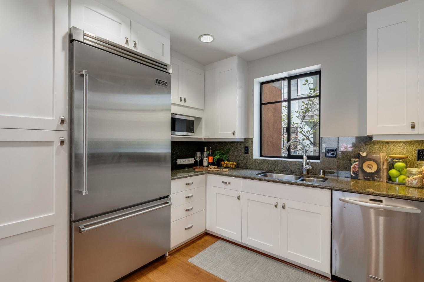Detail Gallery Image 9 of 42 For 800 High St #216,  Palo Alto,  CA 94301 - 3 Beds | 2 Baths
