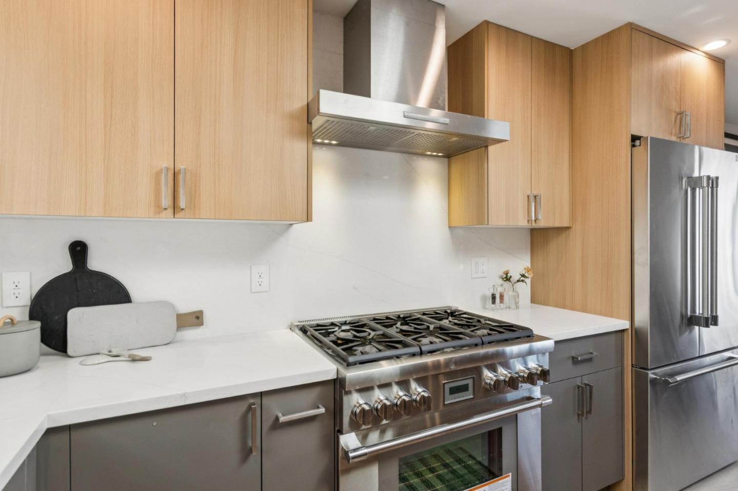 Detail Gallery Image 18 of 47 For 1954 29th Ave, San Francisco,  CA 94116 - 3 Beds | 3 Baths