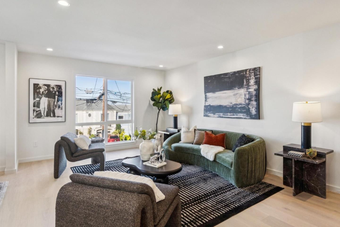 Detail Gallery Image 7 of 47 For 1954 29th Ave, San Francisco,  CA 94116 - 3 Beds | 3 Baths