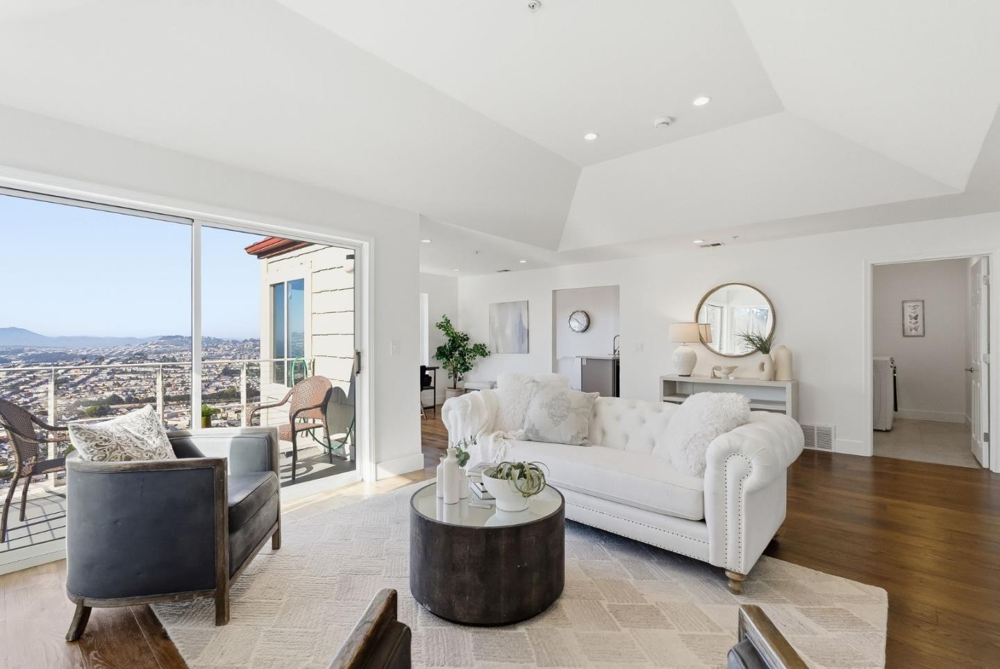 Detail Gallery Image 14 of 98 For 480 Pointe Pacific #1,  Daly City,  CA 94014 - 2 Beds | 2 Baths