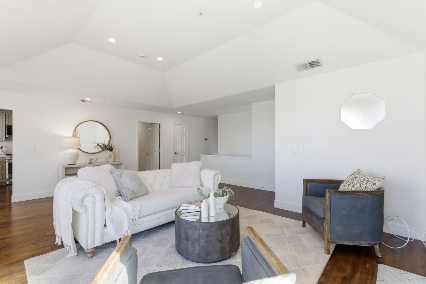 Detail Gallery Image 15 of 98 For 480 Pointe Pacific #1,  Daly City,  CA 94014 - 2 Beds | 2 Baths