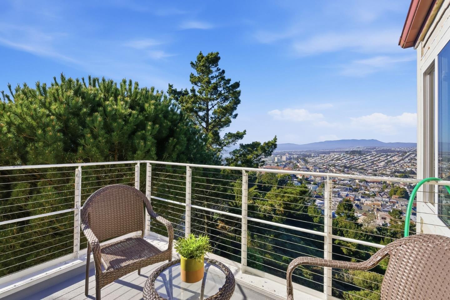 Detail Gallery Image 19 of 98 For 480 Pointe Pacific #1,  Daly City,  CA 94014 - 2 Beds | 2 Baths