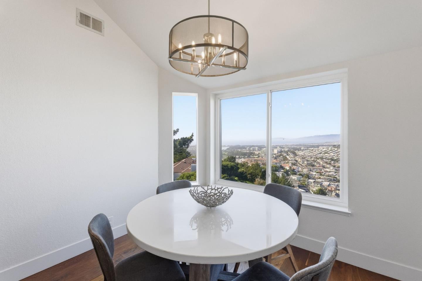 Detail Gallery Image 39 of 98 For 480 Pointe Pacific #1,  Daly City,  CA 94014 - 2 Beds | 2 Baths