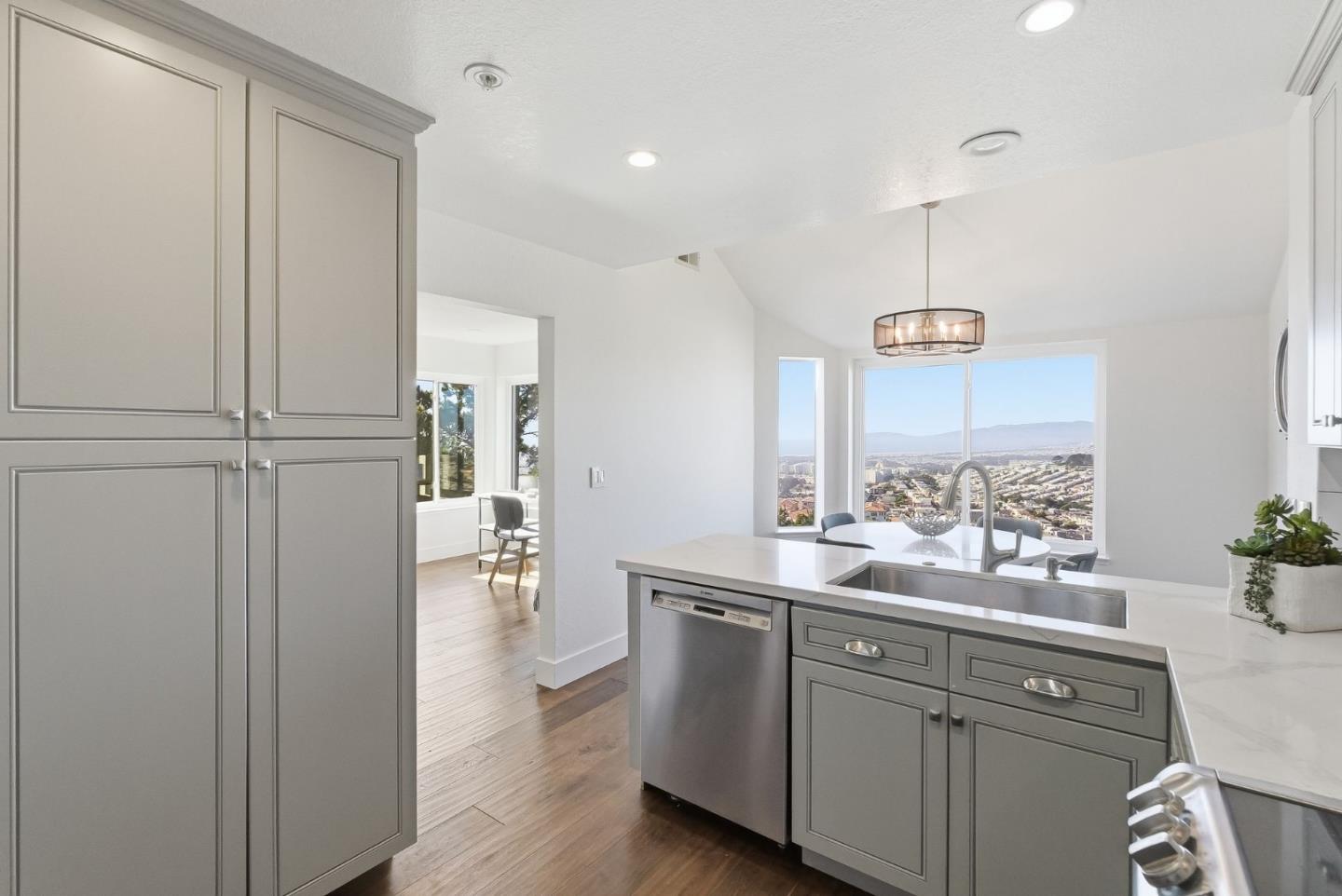 Detail Gallery Image 49 of 98 For 480 Pointe Pacific #1,  Daly City,  CA 94014 - 2 Beds | 2 Baths