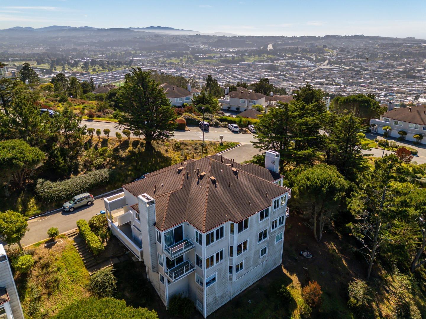 Detail Gallery Image 92 of 98 For 480 Pointe Pacific #1,  Daly City,  CA 94014 - 2 Beds | 2 Baths