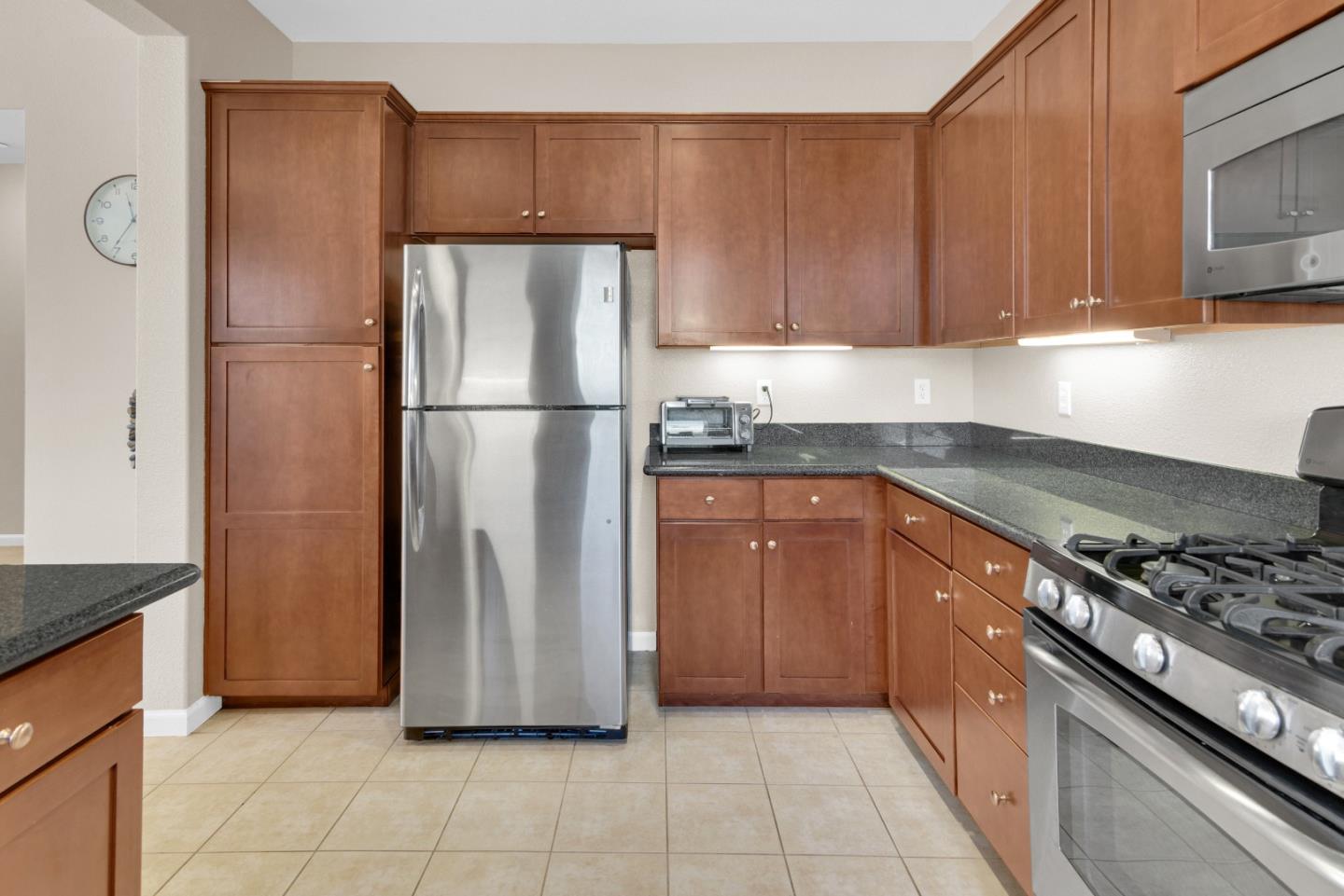 Detail Gallery Image 9 of 27 For 3592 Broad St #204,  San Luis Obispo,  CA 93401 - 2 Beds | 2 Baths