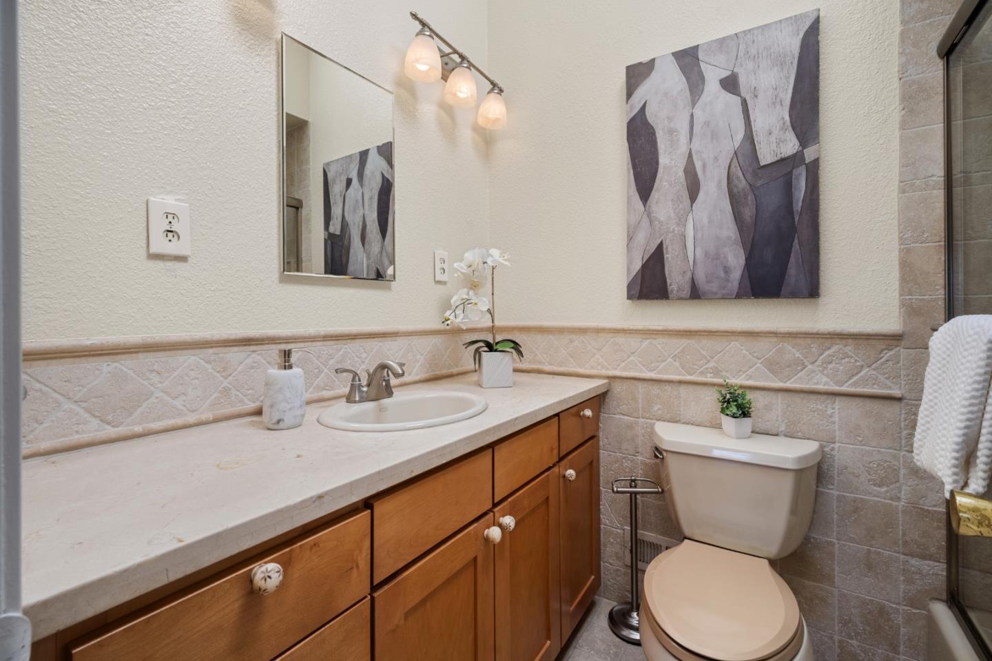 Detail Gallery Image 16 of 38 For 486 Hawthorne Ave, San Bruno,  CA 94066 - 3 Beds | 2 Baths