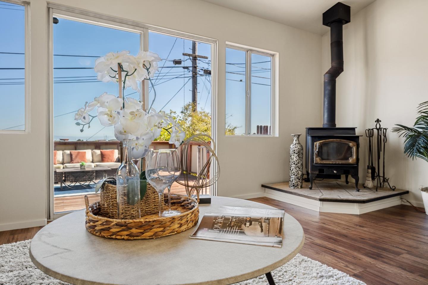 Detail Gallery Image 7 of 38 For 486 Hawthorne Ave, San Bruno,  CA 94066 - 3 Beds | 2 Baths