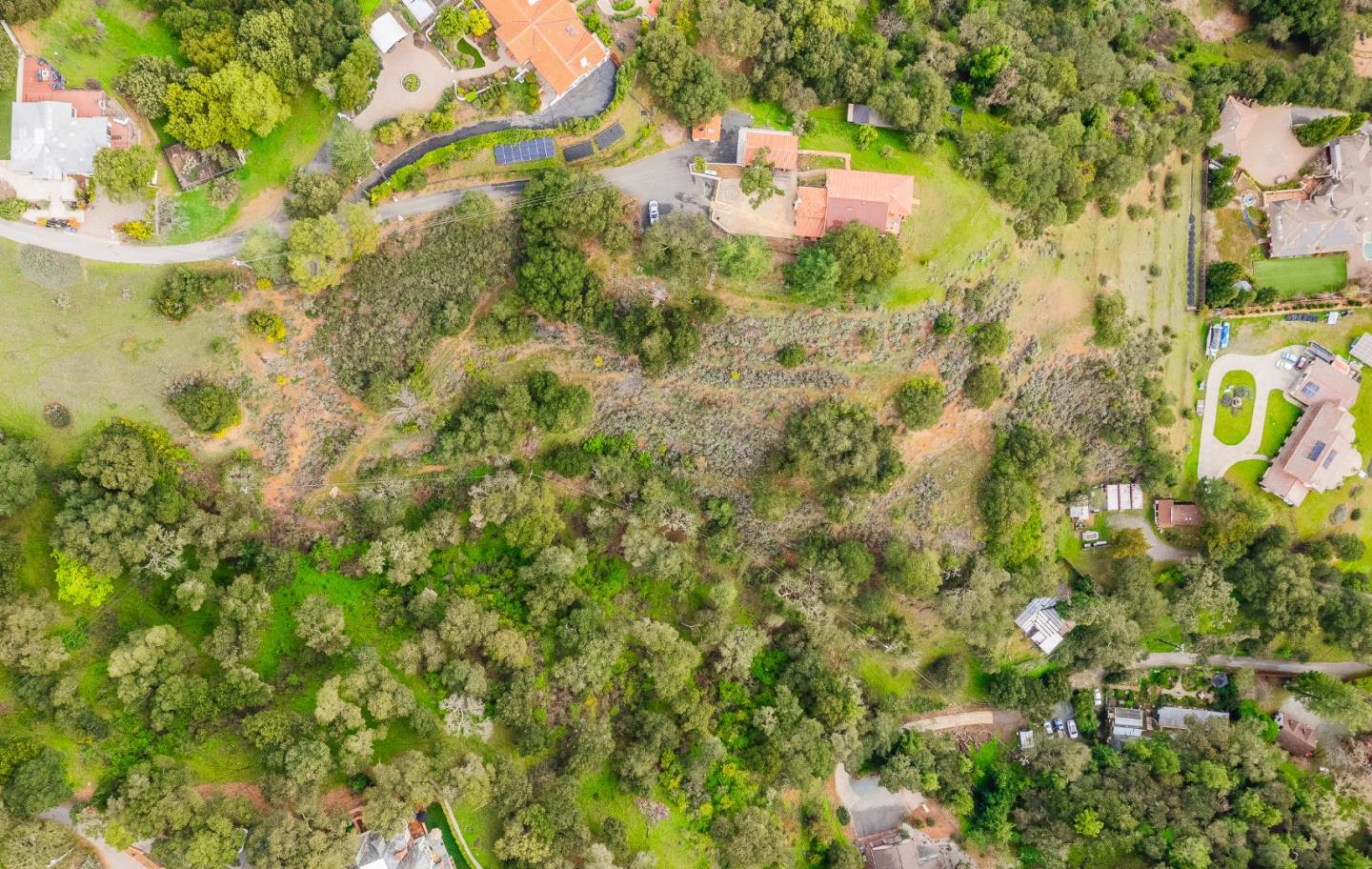 Detail Gallery Image 3 of 14 For 27388 Sherlock Ct, Los Altos,  CA 94022 - – Beds | – Baths