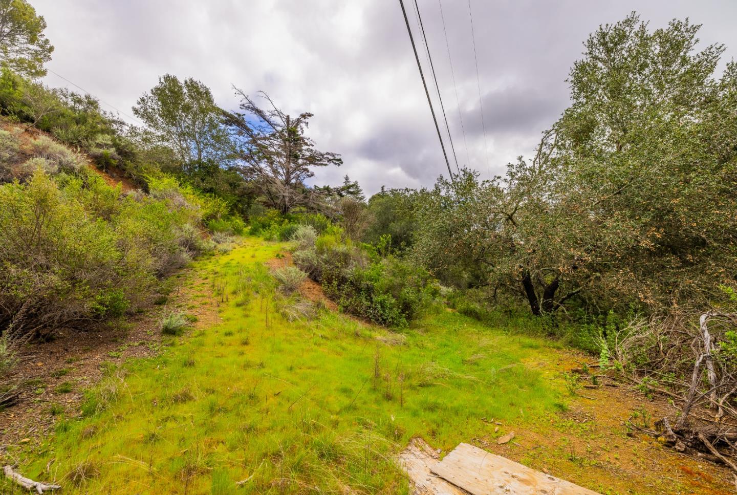 Detail Gallery Image 9 of 14 For 27388 Sherlock Ct, Los Altos,  CA 94022 - – Beds | – Baths