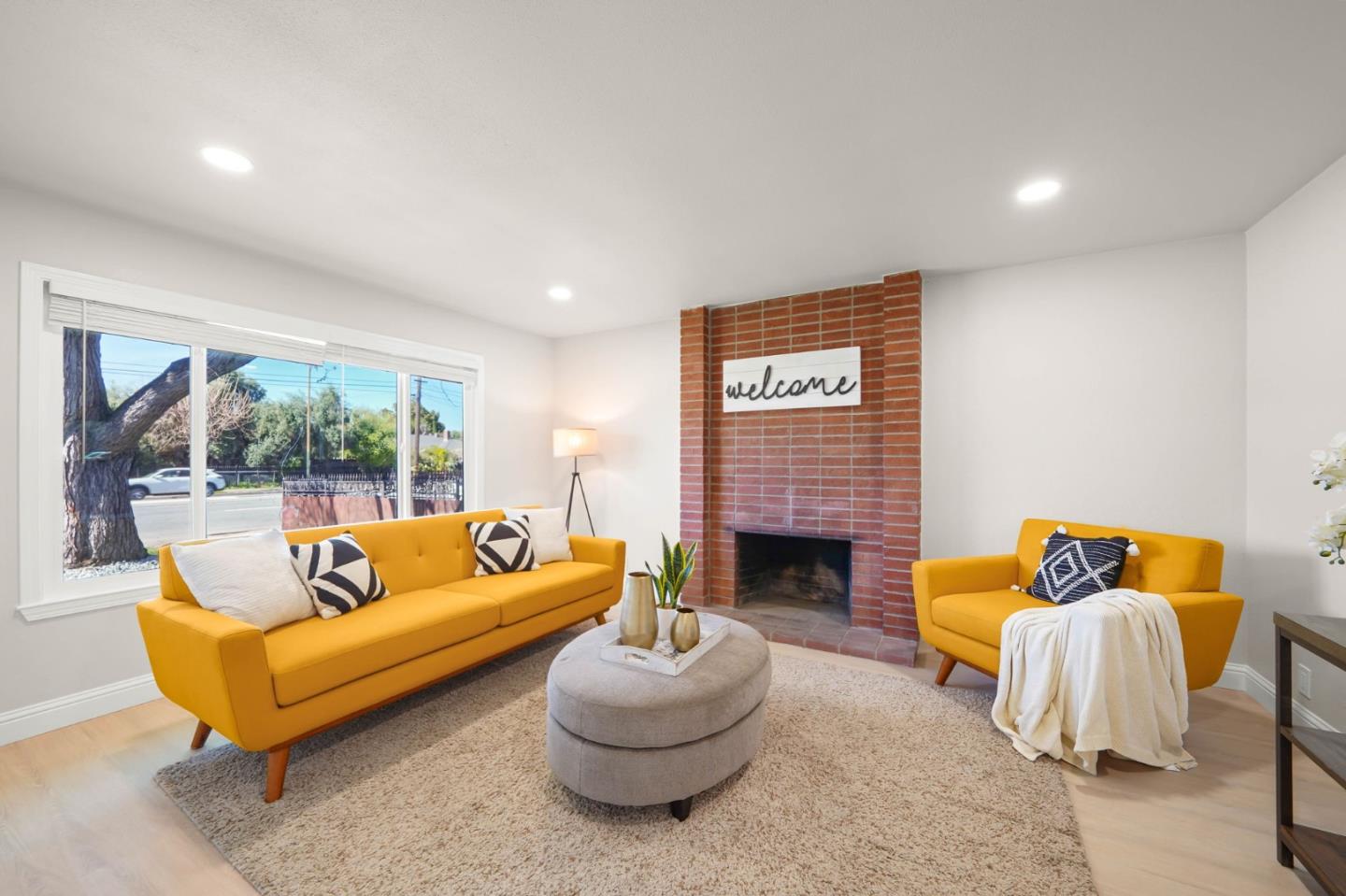 Detail Gallery Image 2 of 30 For 2690 Mclaughlin Ave, San Jose,  CA 95121 - 3 Beds | 2 Baths