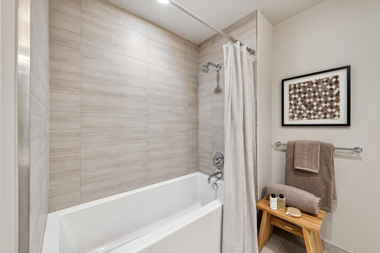 Photo #23: ML82038577 Listing: Photo #23