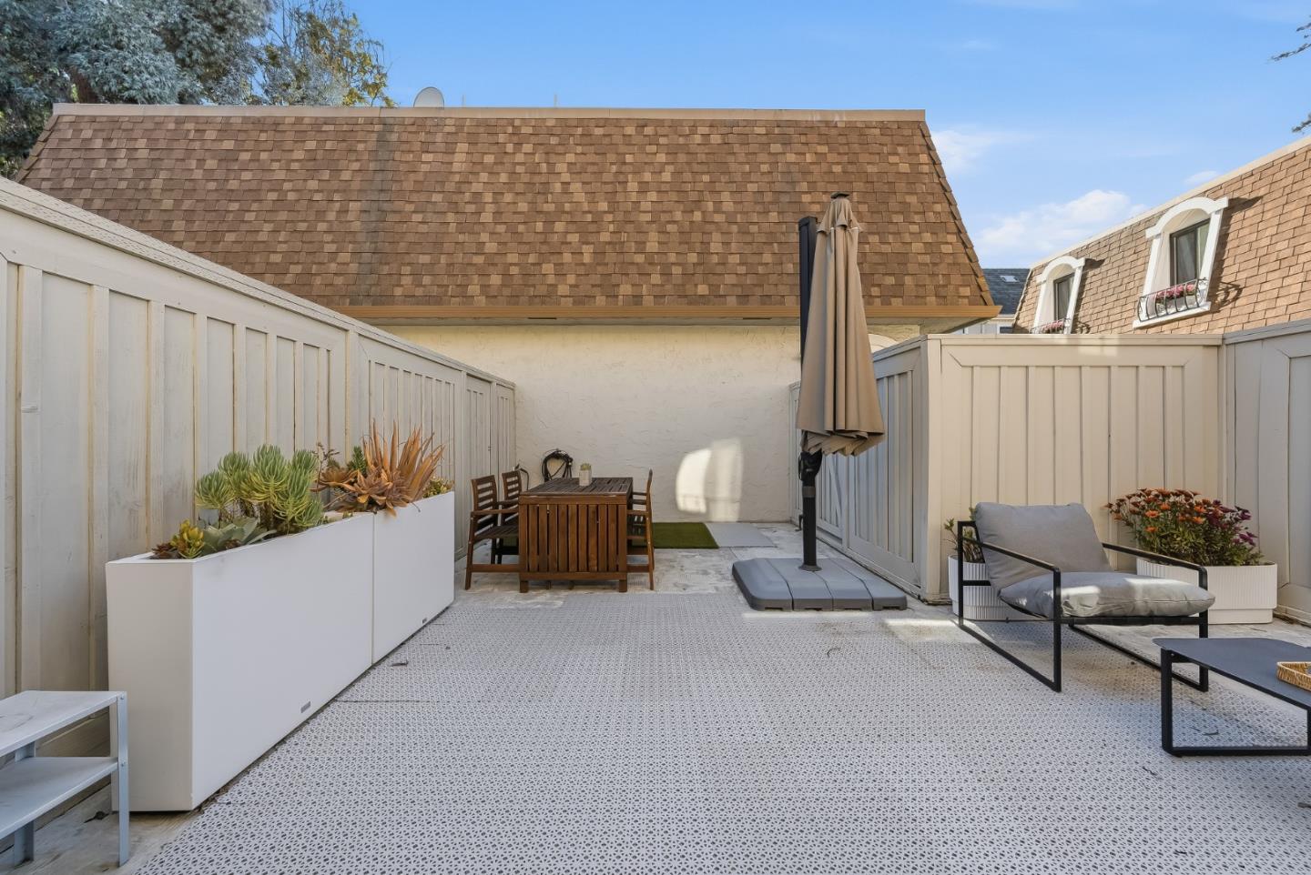 Detail Gallery Image 15 of 24 For 614 Forest Ave, Palo Alto,  CA 94301 - 2 Beds | 2 Baths