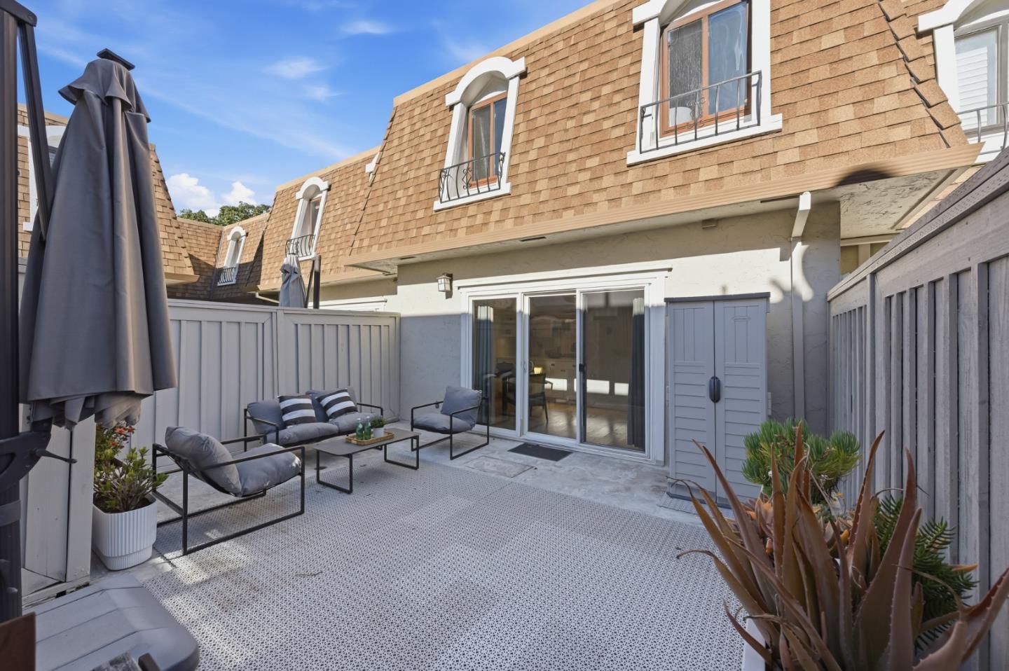 Detail Gallery Image 21 of 24 For 614 Forest Ave, Palo Alto,  CA 94301 - 2 Beds | 2 Baths