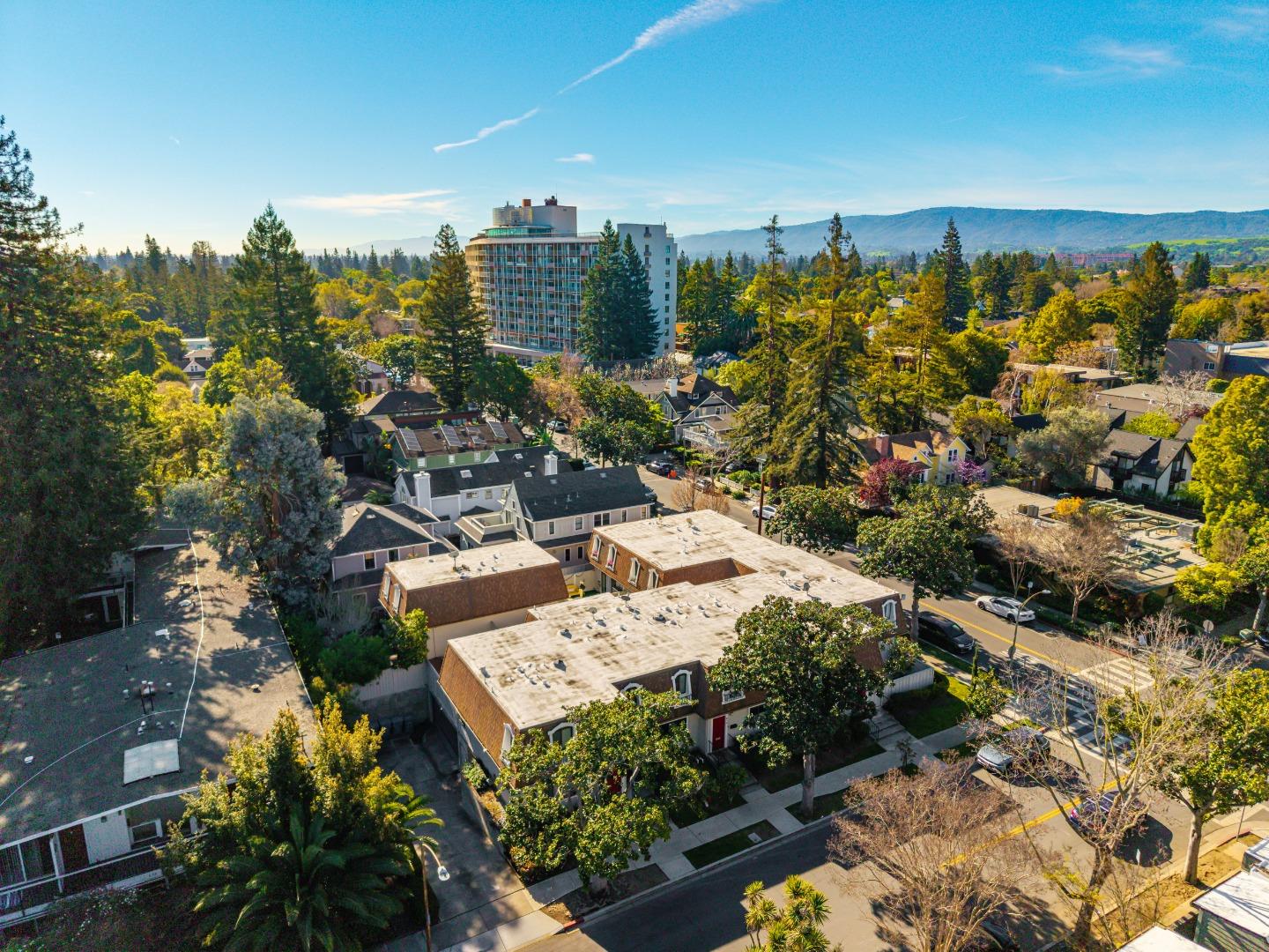 Detail Gallery Image 24 of 24 For 614 Forest Ave, Palo Alto,  CA 94301 - 2 Beds | 2 Baths