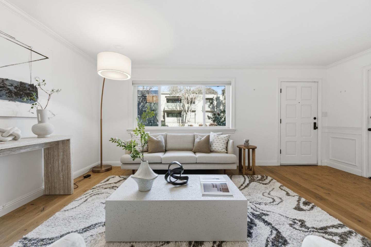 Detail Gallery Image 4 of 24 For 614 Forest Ave, Palo Alto,  CA 94301 - 2 Beds | 2 Baths