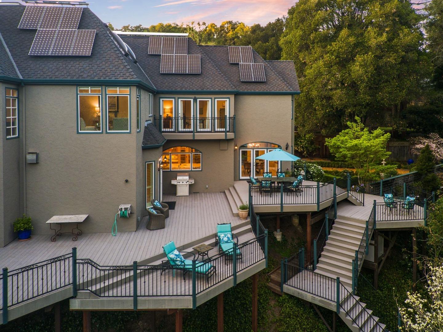 Detail Gallery Image 103 of 139 For 113 Lauren Cir, Scotts Valley,  CA 95066 - 5 Beds | 3/1 Baths