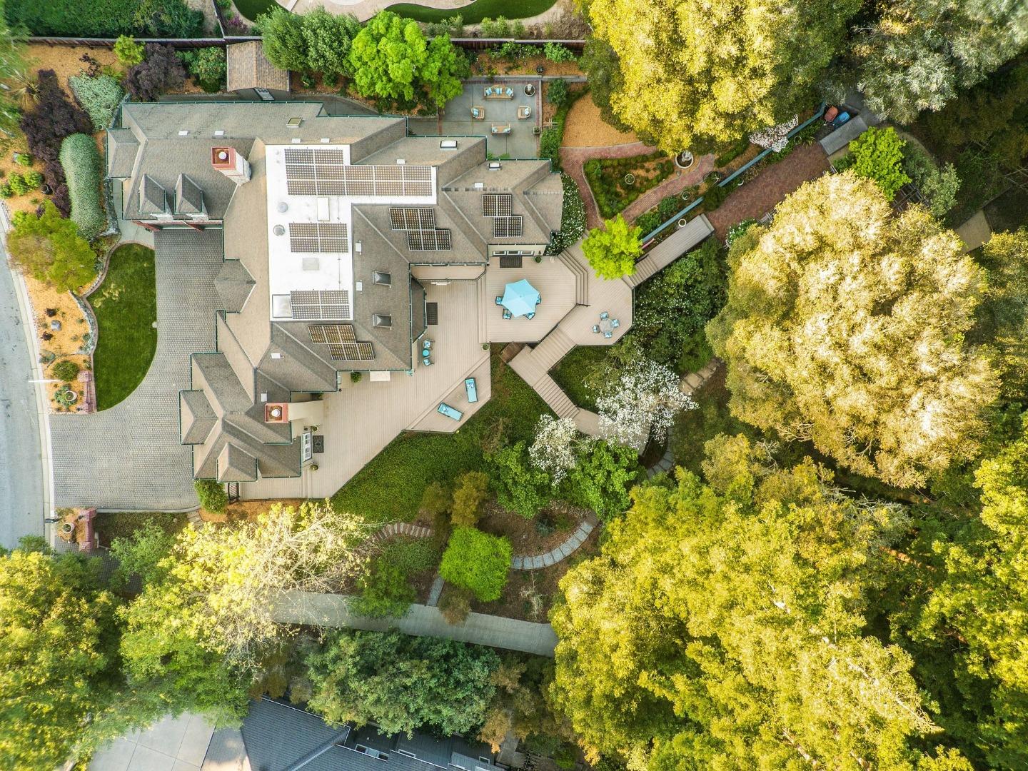 Detail Gallery Image 109 of 139 For 113 Lauren Cir, Scotts Valley,  CA 95066 - 5 Beds | 3/1 Baths