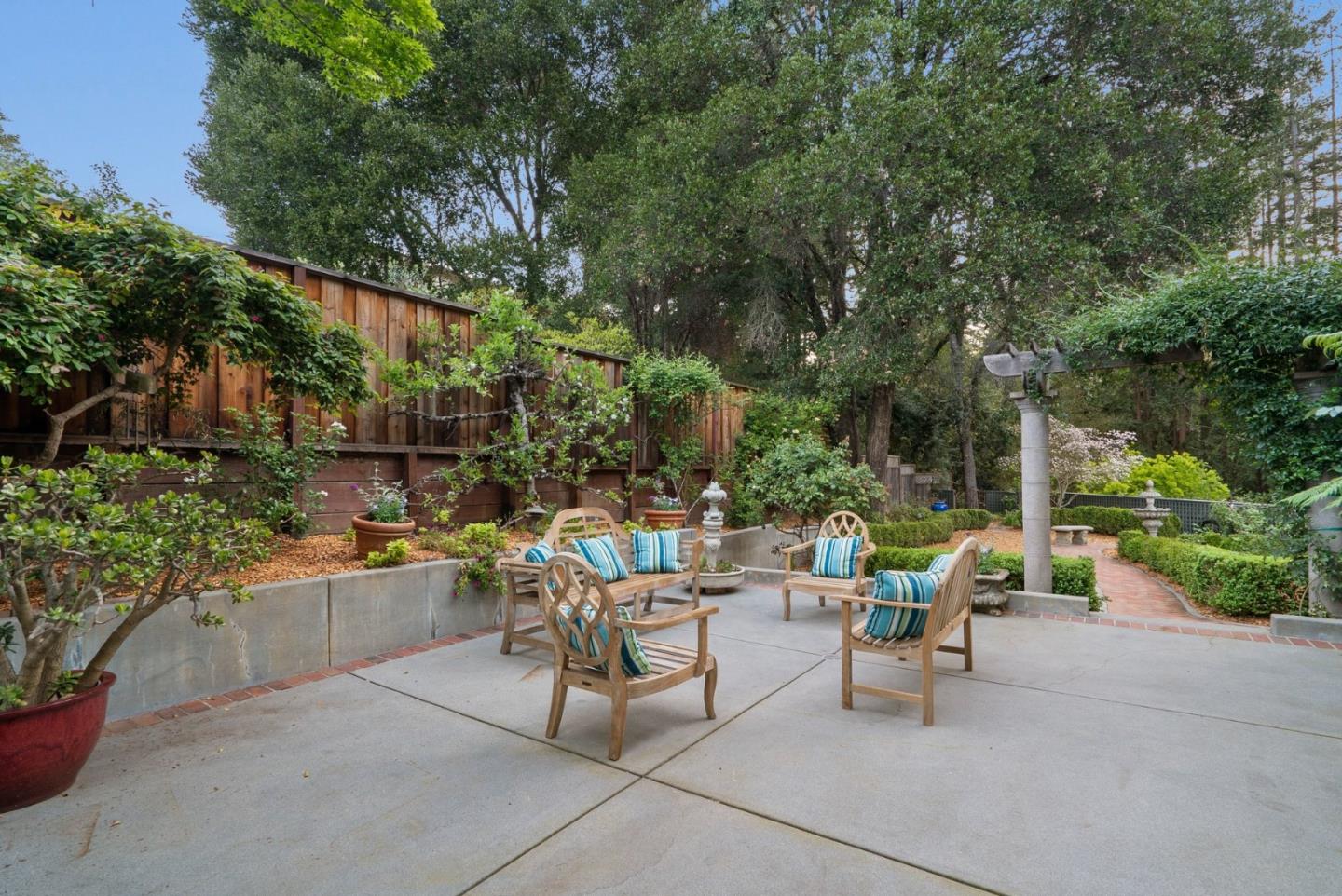 Detail Gallery Image 126 of 139 For 113 Lauren Cir, Scotts Valley,  CA 95066 - 5 Beds | 3/1 Baths