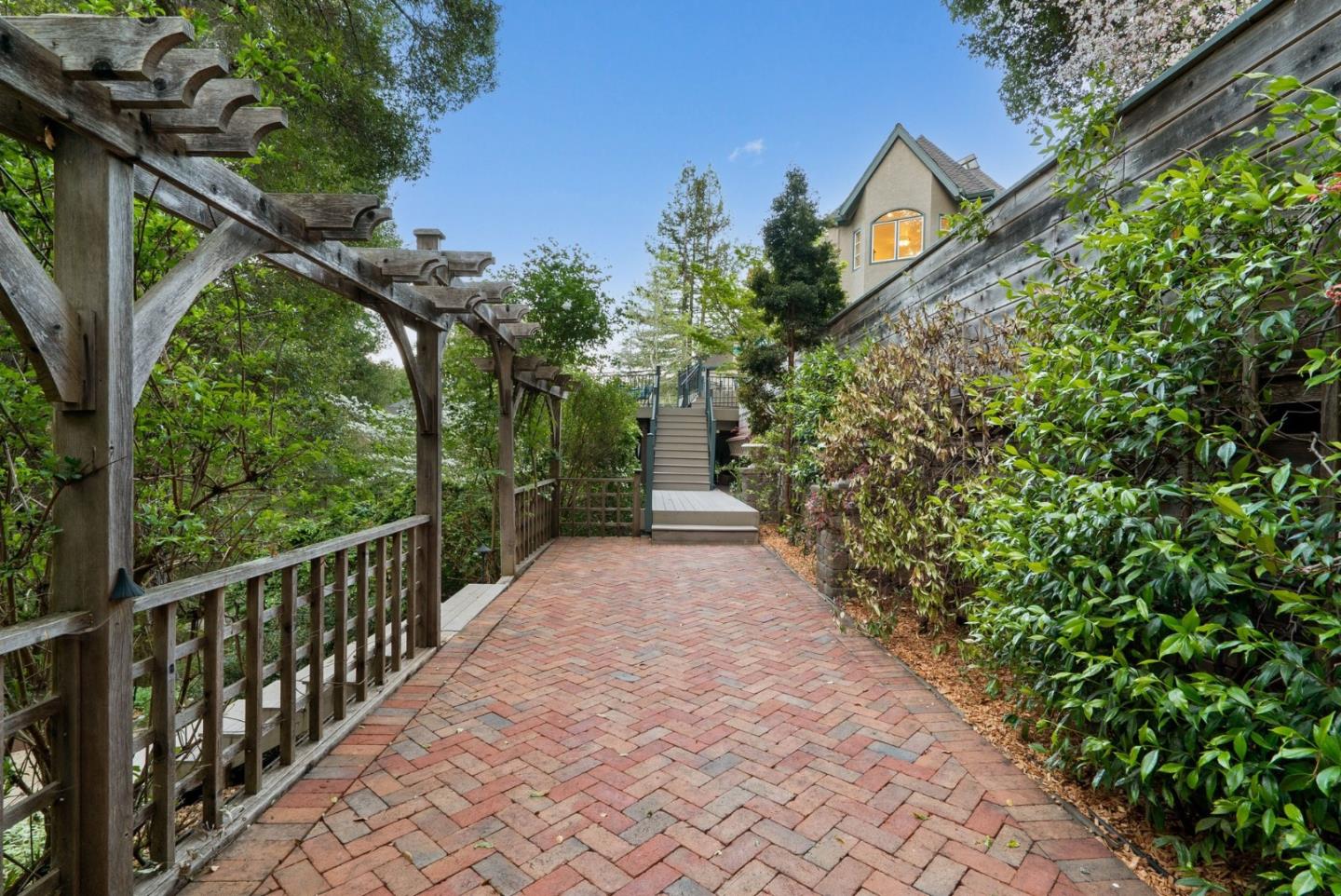 Detail Gallery Image 130 of 139 For 113 Lauren Cir, Scotts Valley,  CA 95066 - 5 Beds | 3/1 Baths