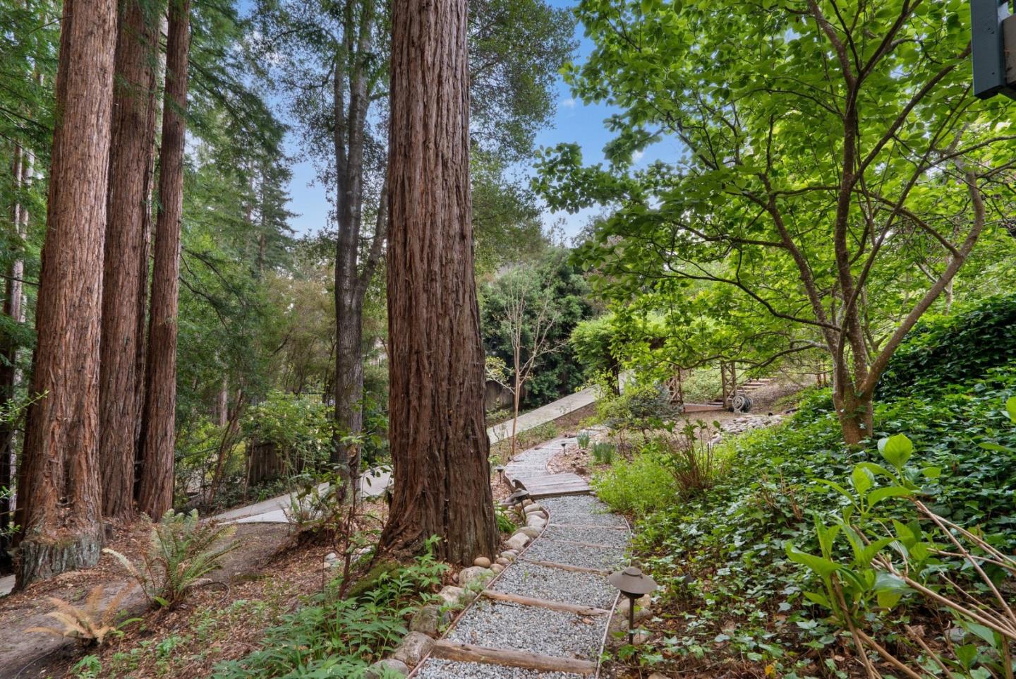 Detail Gallery Image 132 of 139 For 113 Lauren Cir, Scotts Valley,  CA 95066 - 5 Beds | 3/1 Baths