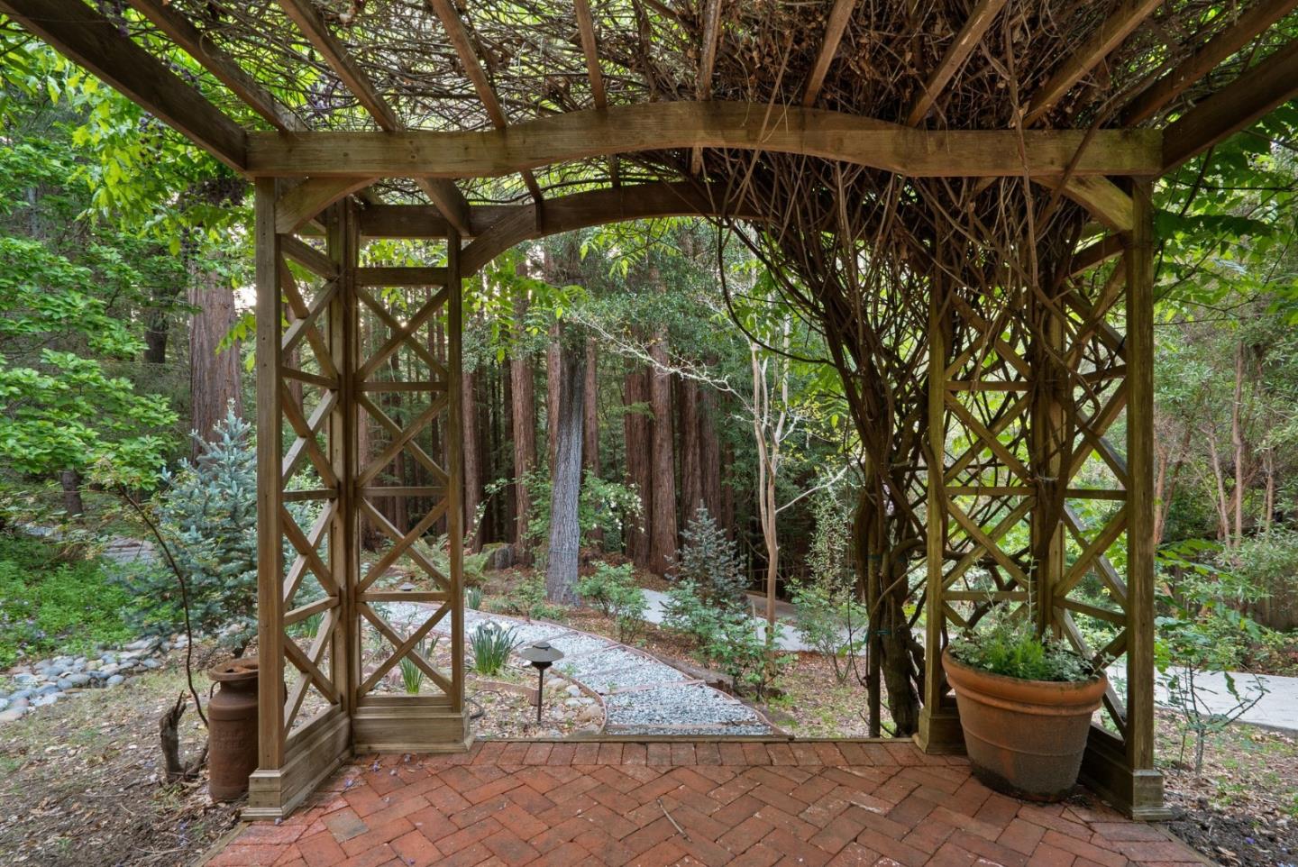 Detail Gallery Image 135 of 139 For 113 Lauren Cir, Scotts Valley,  CA 95066 - 5 Beds | 3/1 Baths