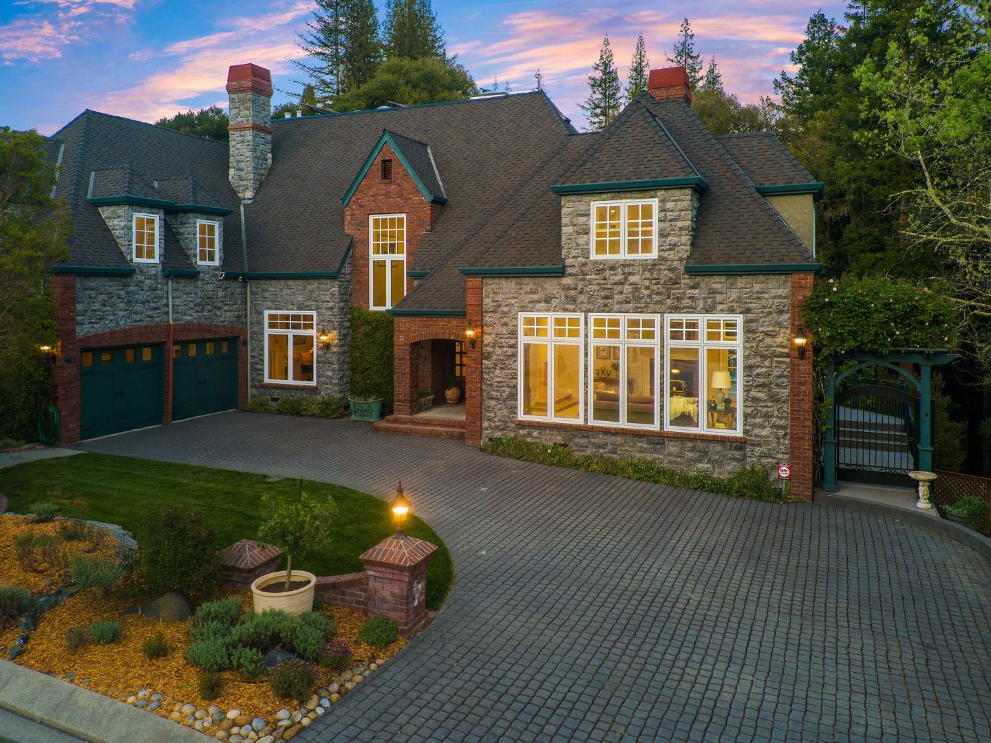 Detail Gallery Image 3 of 139 For 113 Lauren Cir, Scotts Valley,  CA 95066 - 5 Beds | 3/1 Baths