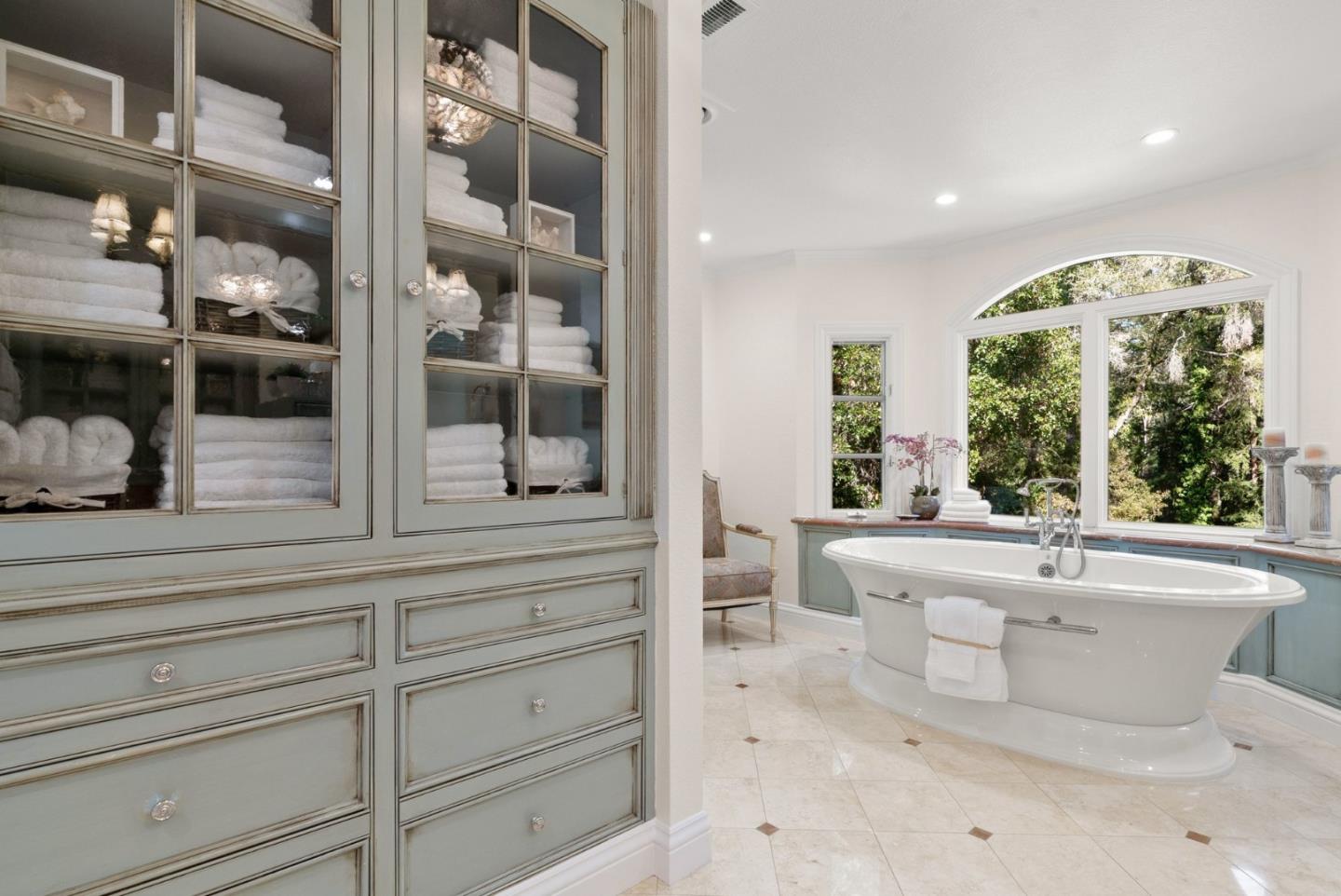 Detail Gallery Image 70 of 139 For 113 Lauren Cir, Scotts Valley,  CA 95066 - 5 Beds | 3/1 Baths