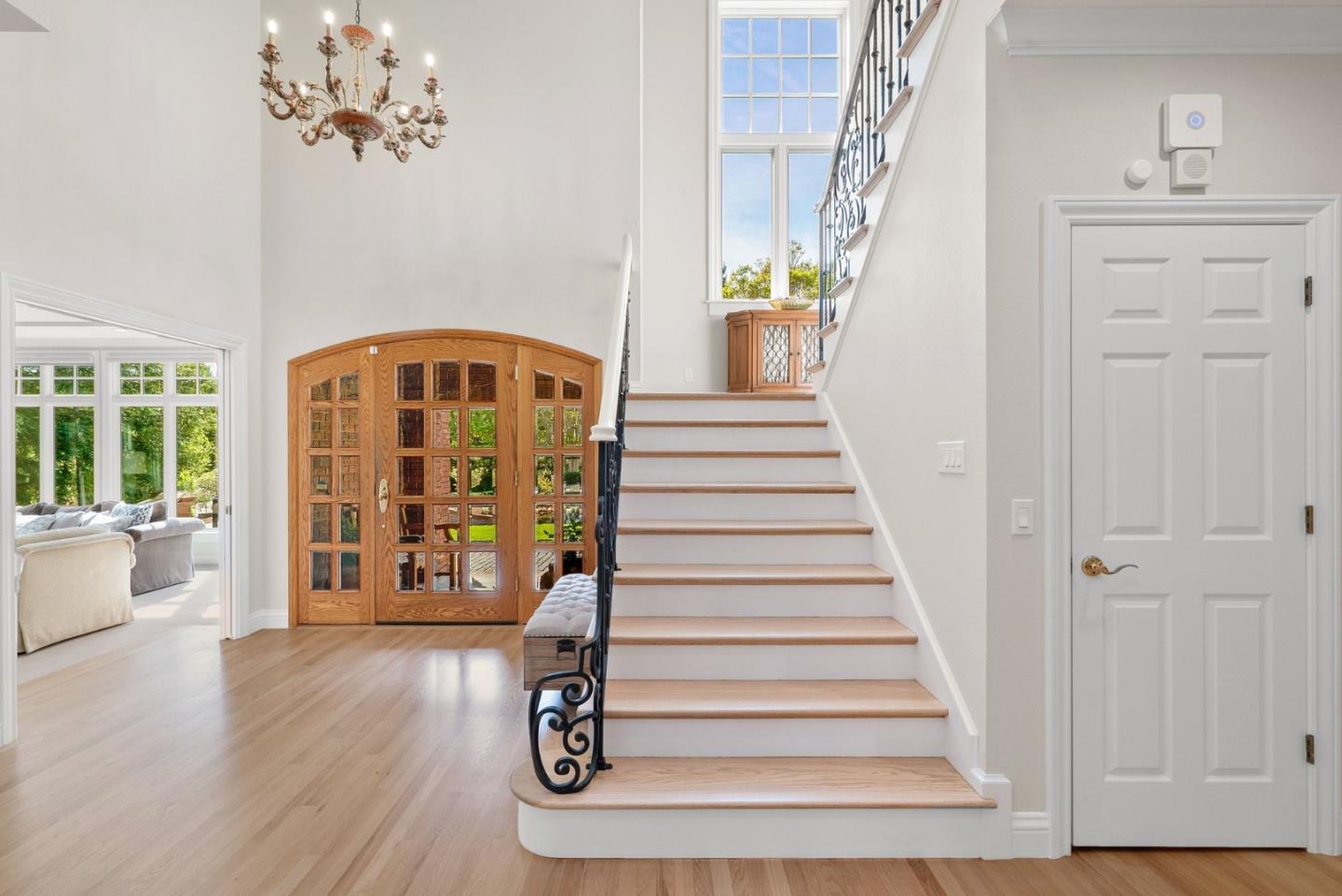 Detail Gallery Image 9 of 139 For 113 Lauren Cir, Scotts Valley,  CA 95066 - 5 Beds | 3/1 Baths