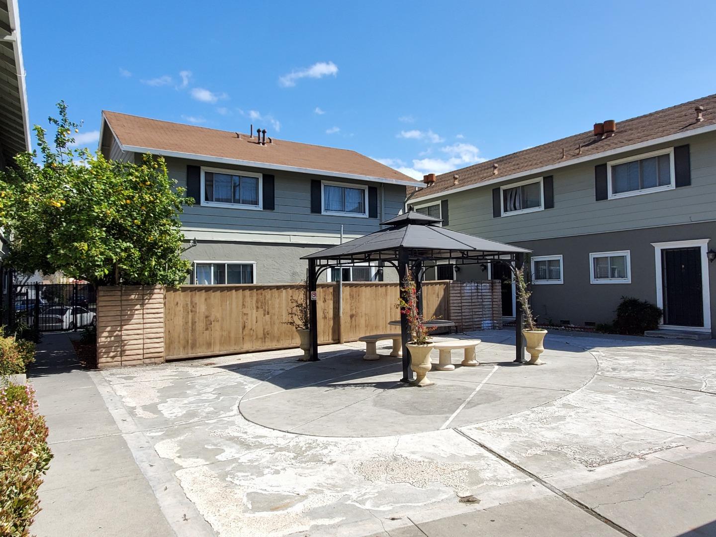 Detail Gallery Image 4 of 10 For 3501 Lafayette St, Santa Clara,  CA 95054 - – Beds | – Baths