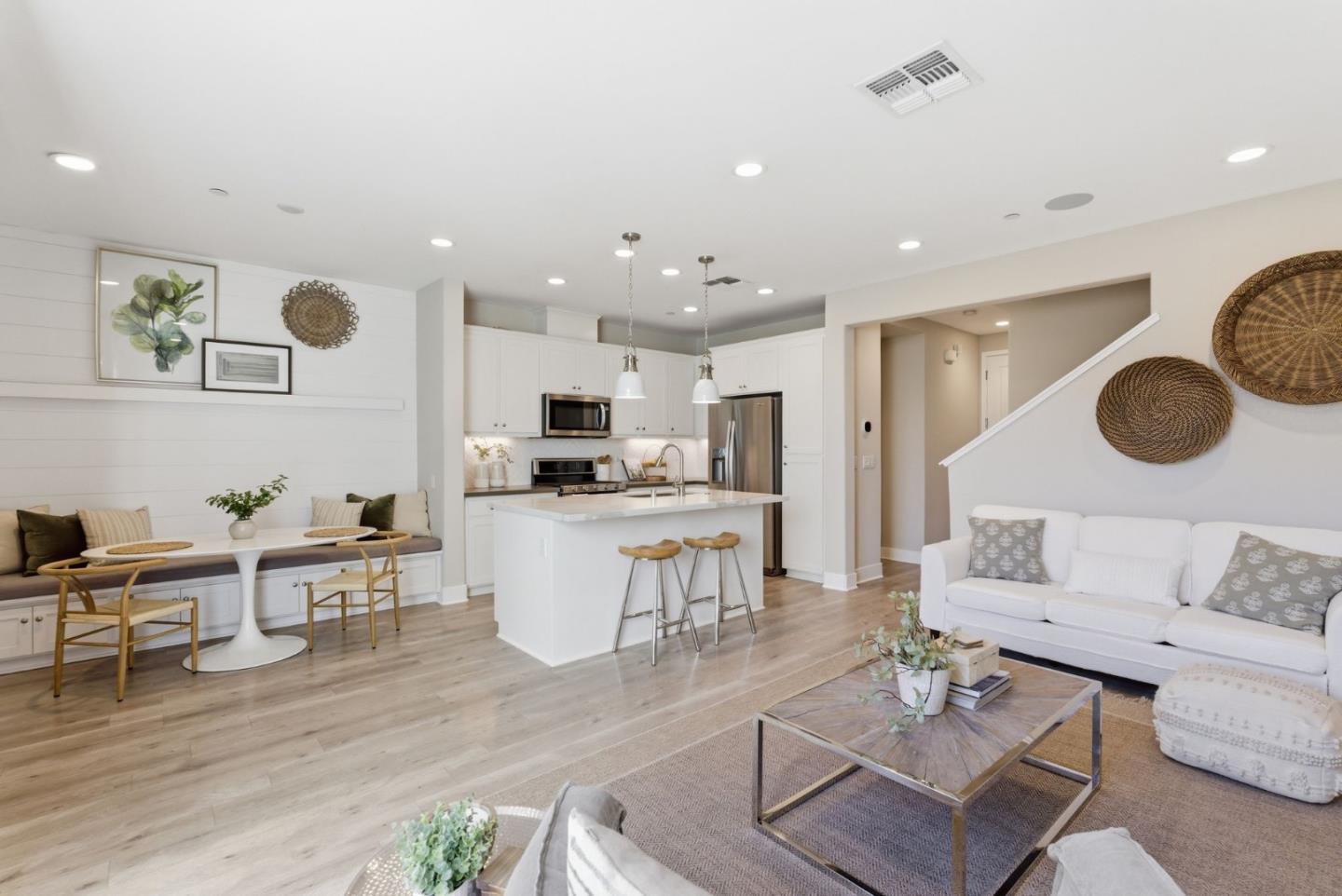 Photo #10: ML82038581 Listing: Photo #10