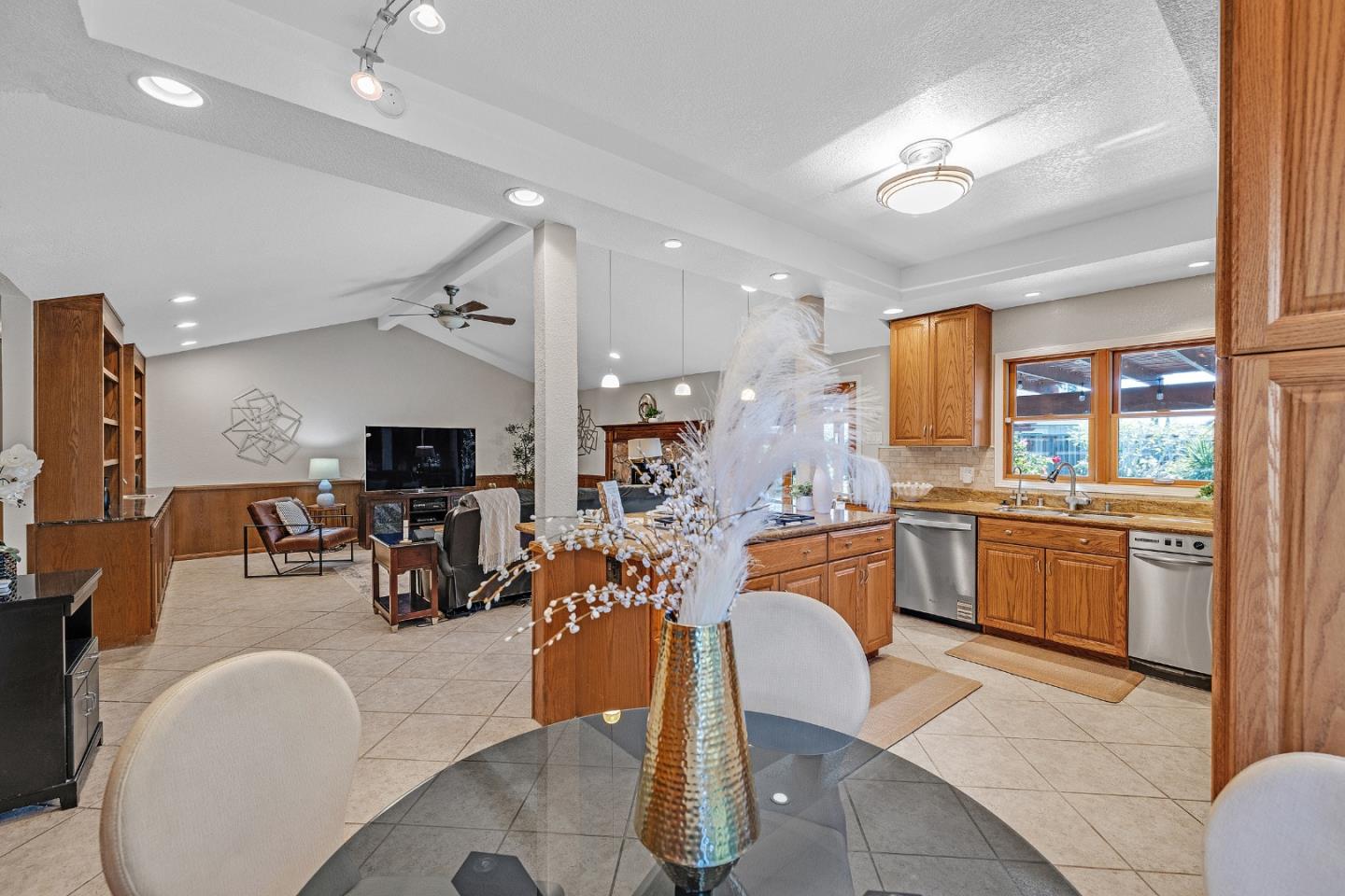 Detail Gallery Image 12 of 57 For 48875 Chenin Blanc Dr, Fremont,  CA 94539 - 4 Beds | 3 Baths