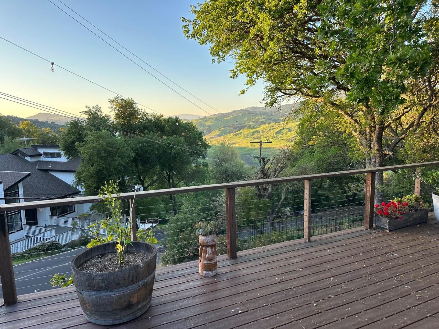 Detail Gallery Image 2 of 16 For 17109 Shady Lane Dr, Morgan Hill,  CA 95037 - 3 Beds | 2 Baths