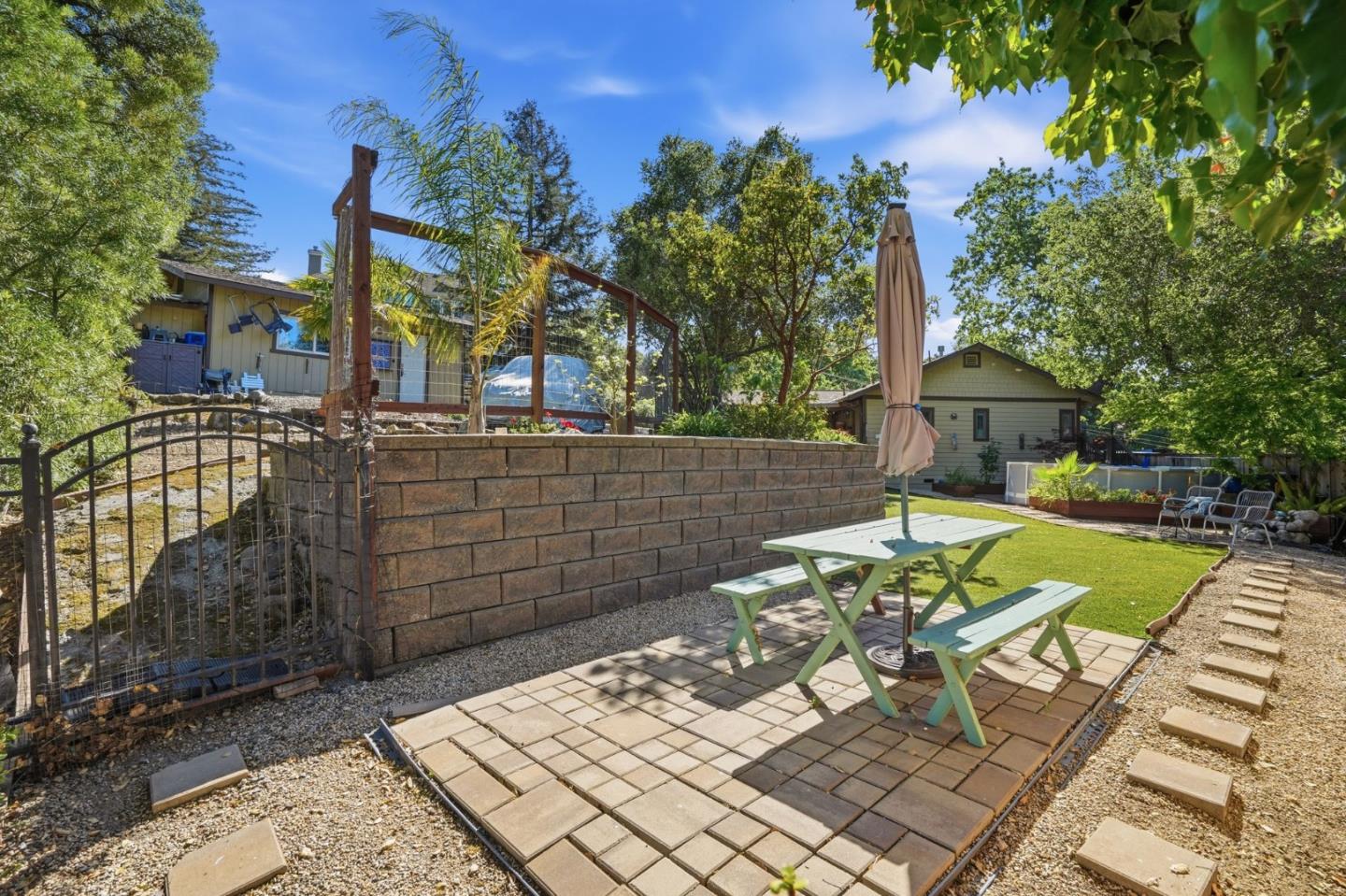 Detail Gallery Image 31 of 32 For 17109 Shady Lane Dr, Morgan Hill,  CA 95037 - 3 Beds | 2 Baths