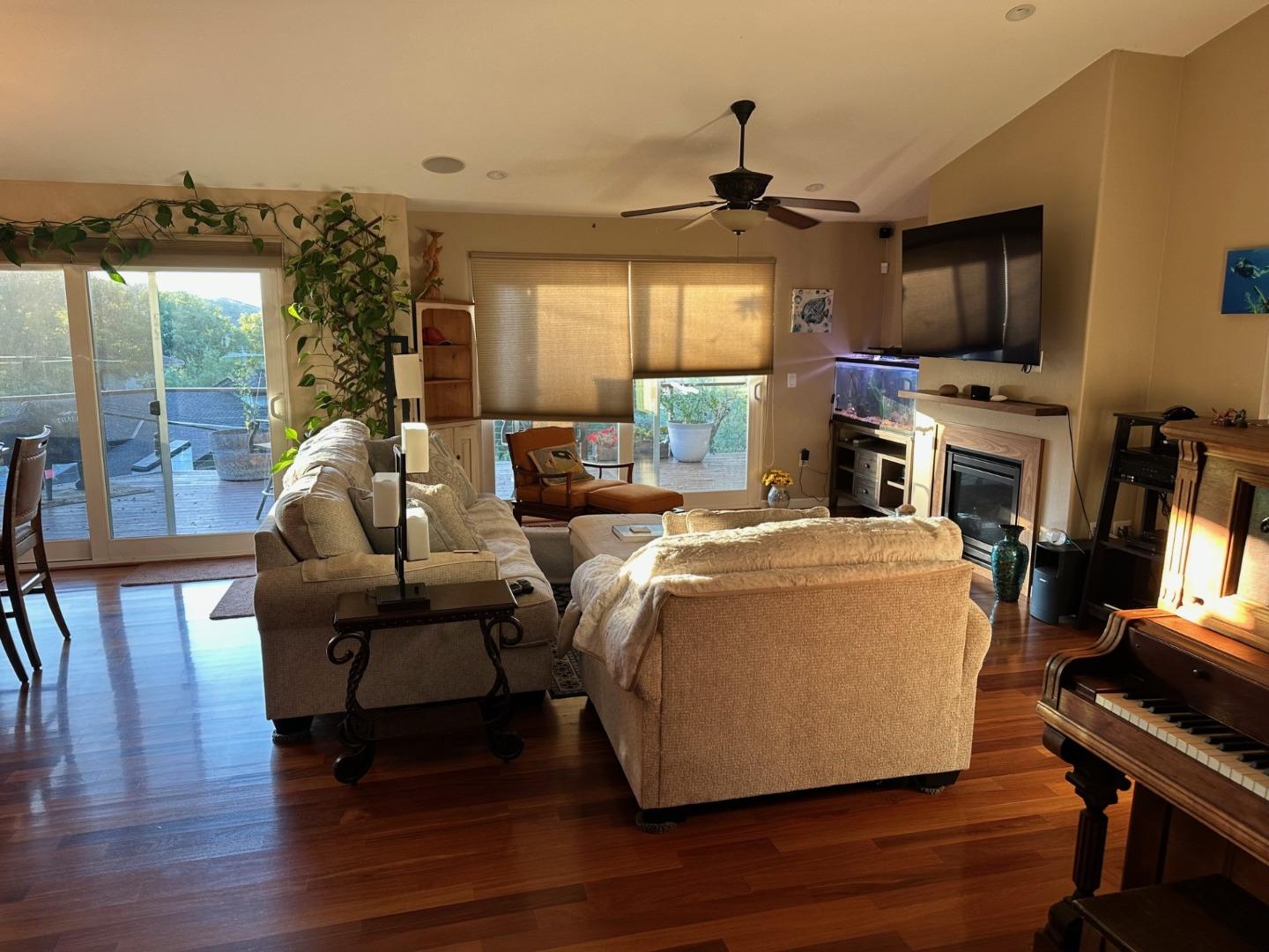 Detail Gallery Image 8 of 16 For 17109 Shady Lane Dr, Morgan Hill,  CA 95037 - 3 Beds | 2 Baths