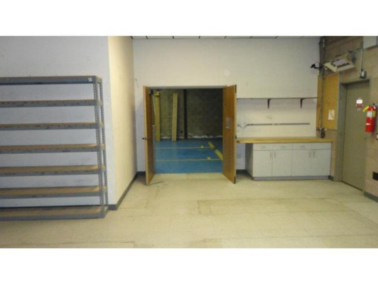 Detail Gallery Image 7 of 20 For 1009 S Claremont St, San Mateo,  CA 94402 - – Beds | – Baths