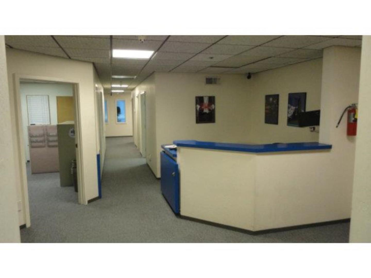 Detail Gallery Image 9 of 20 For 1009 S Claremont St, San Mateo,  CA 94402 - – Beds | – Baths