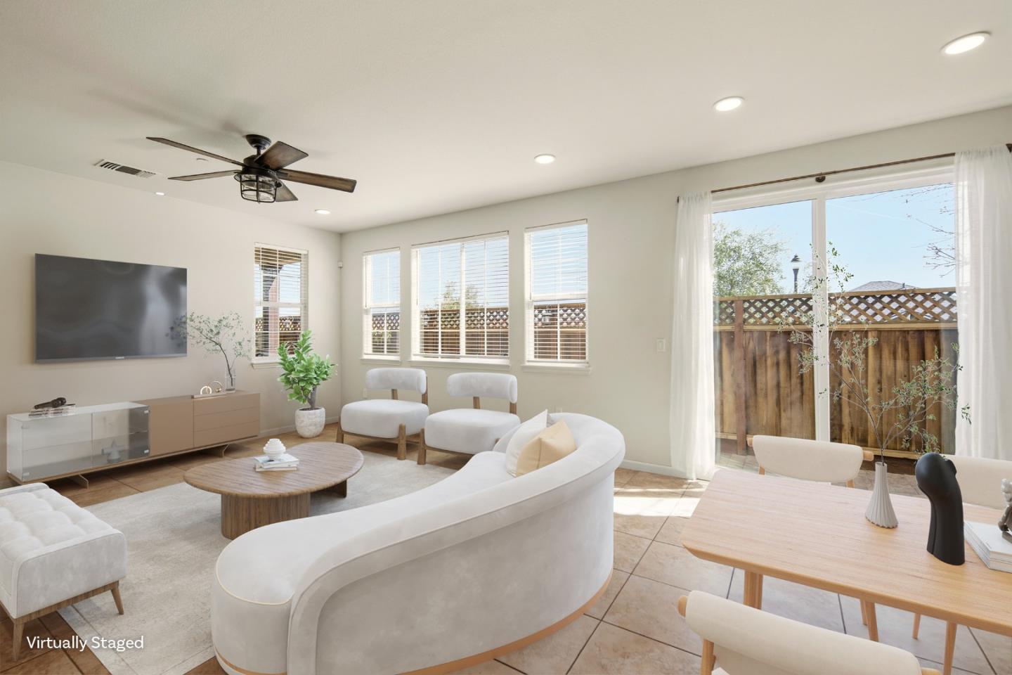 Detail Gallery Image 5 of 35 For 15181 Breckinridge Ave, East Garrison,  CA 93933 - 3 Beds | 3 Baths