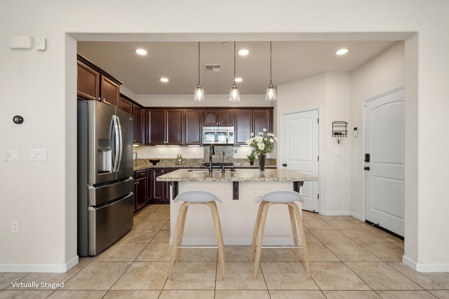 Detail Gallery Image 8 of 35 For 15181 Breckinridge Ave, East Garrison,  CA 93933 - 3 Beds | 3 Baths