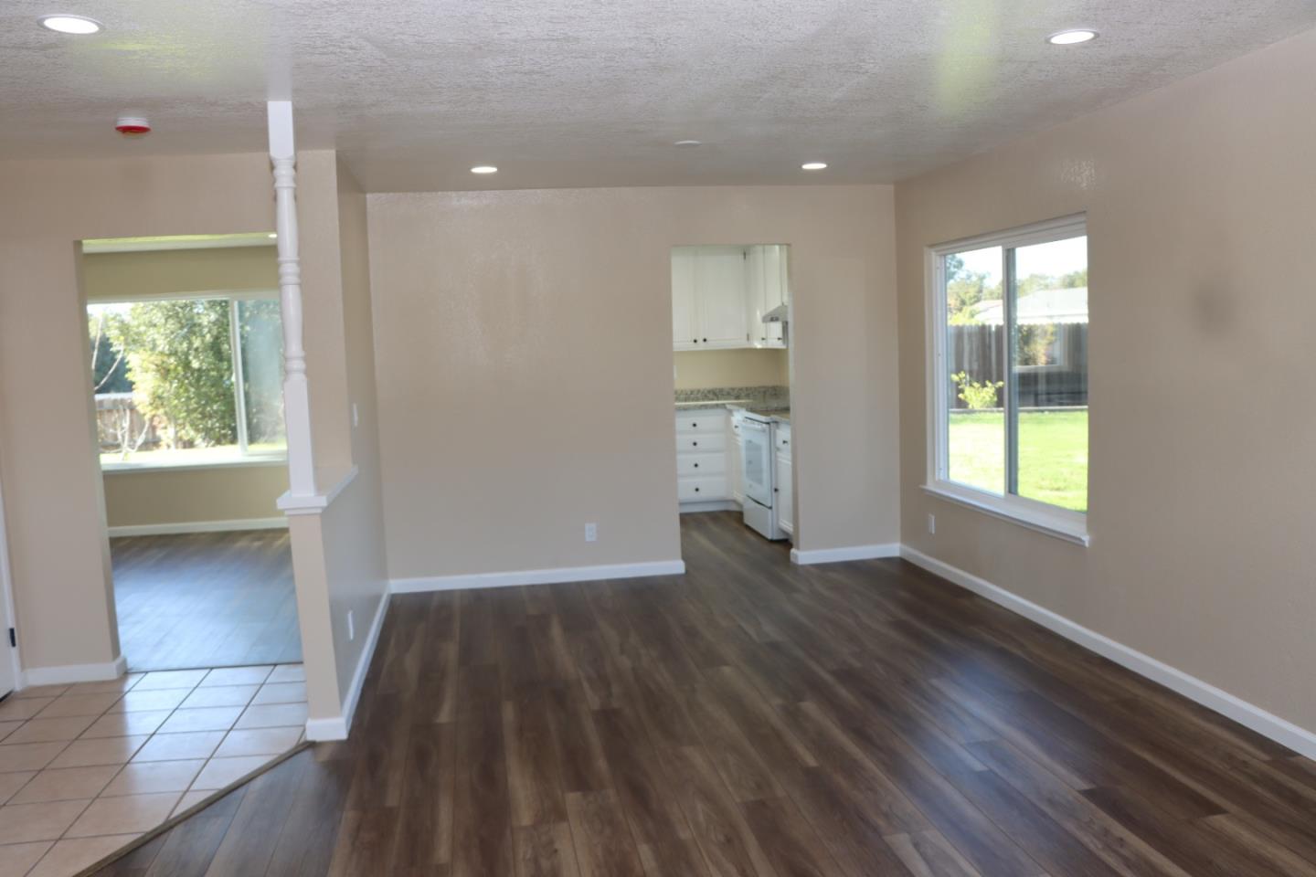 Detail Gallery Image 17 of 21 For 100 Justin Ct, Vallejo,  CA 94591 - 4 Beds | 2/1 Baths