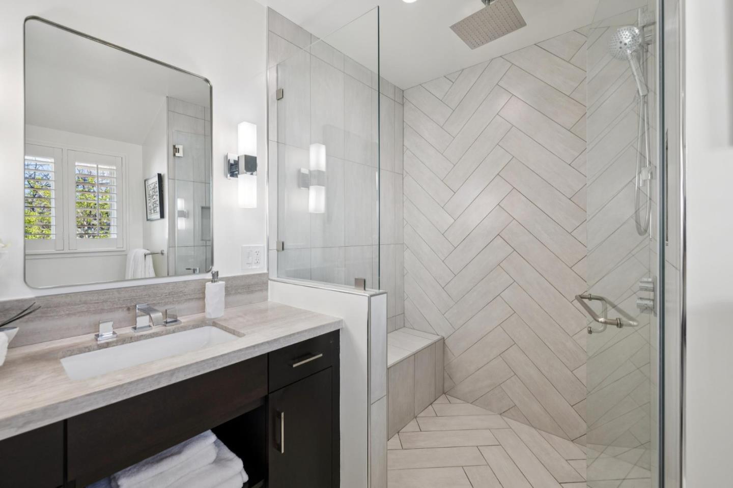 Detail Gallery Image 22 of 49 For 240 Briar Ln, San Mateo,  CA 94403 - 3 Beds | 2 Baths