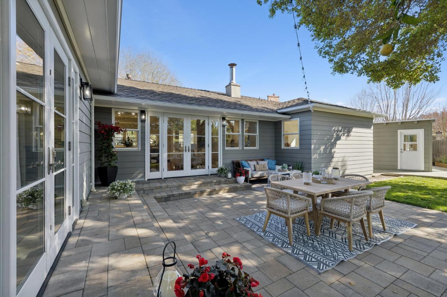 Detail Gallery Image 35 of 49 For 240 Briar Ln, San Mateo,  CA 94403 - 3 Beds | 2 Baths