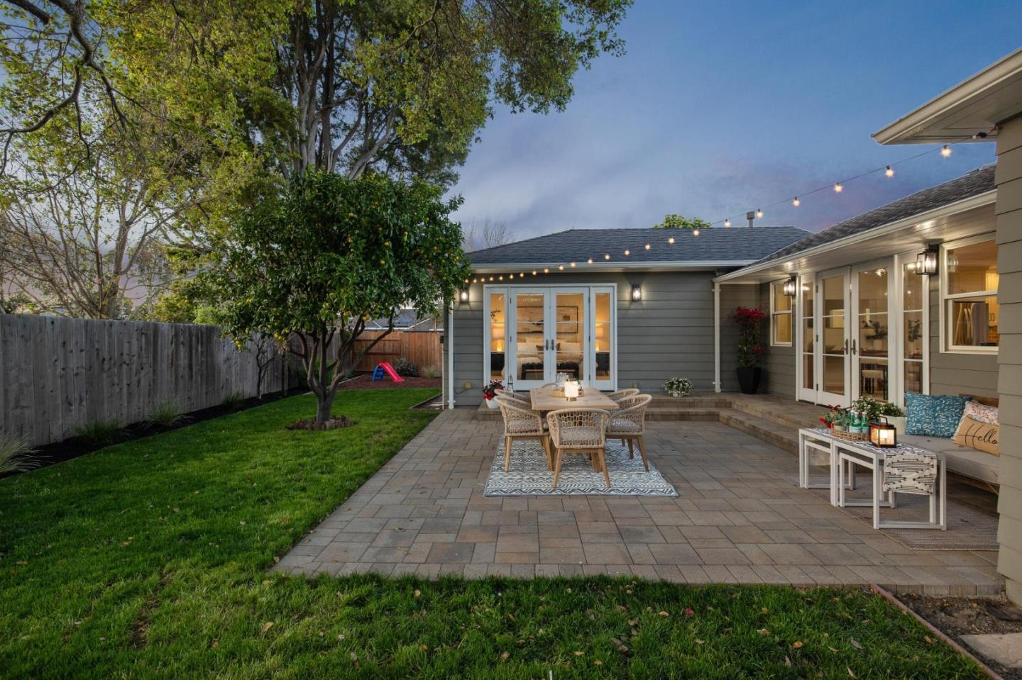 Detail Gallery Image 43 of 49 For 240 Briar Ln, San Mateo,  CA 94403 - 3 Beds | 2 Baths