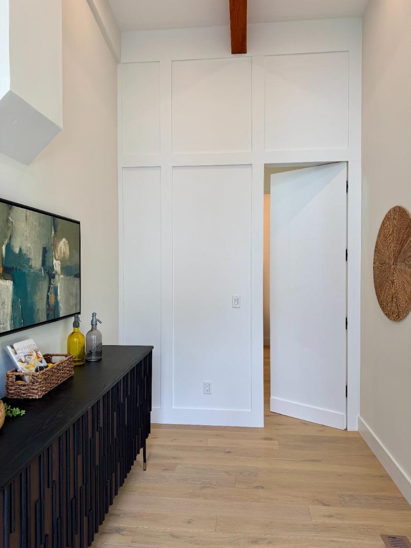 Detail Gallery Image 10 of 42 For 1105 Wildcat Canyon Rd, Pebble Beach,  CA 93953 - 3 Beds | 3/1 Baths