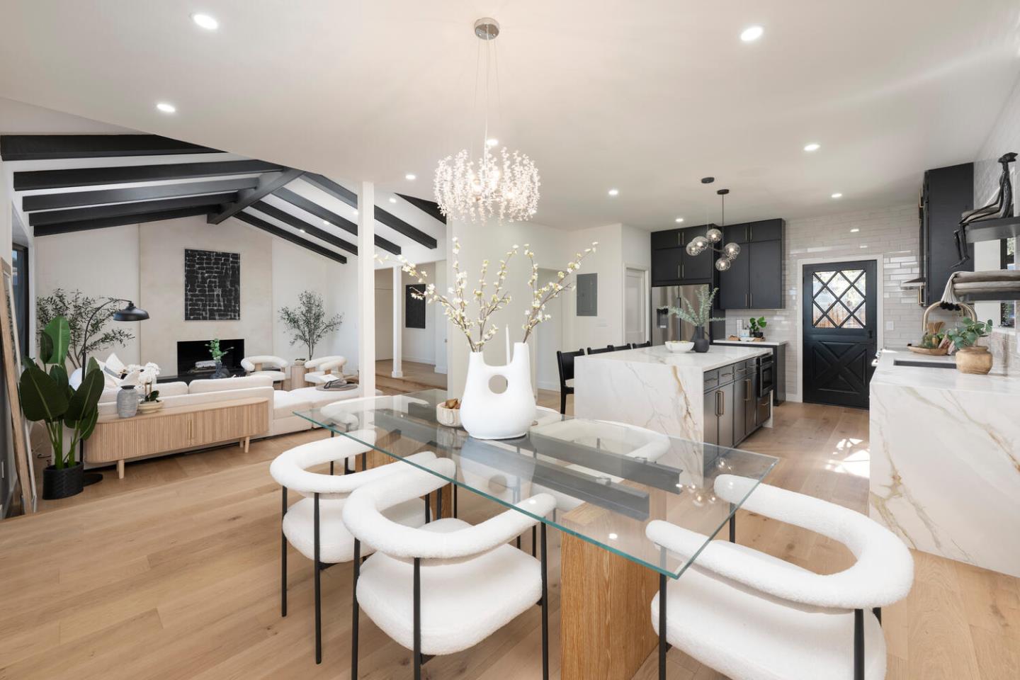 Detail Gallery Image 10 of 30 For 2612 Lincoln Ave, Belmont,  CA 94002 - 3 Beds | 2 Baths