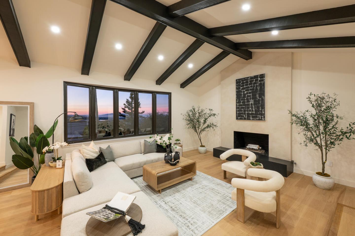 Detail Gallery Image 3 of 30 For 2612 Lincoln Ave, Belmont,  CA 94002 - 3 Beds | 2 Baths