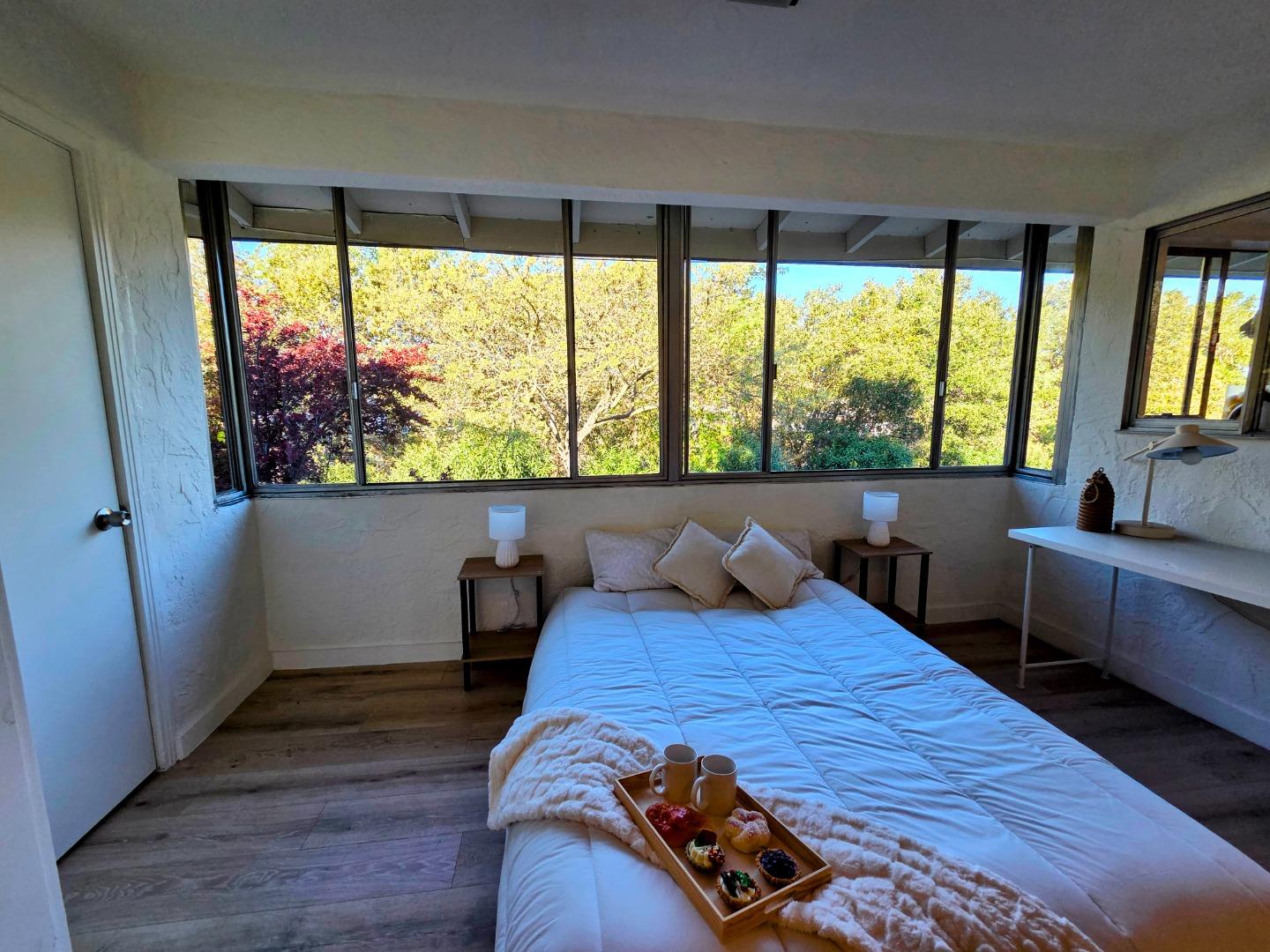 Detail Gallery Image 8 of 27 For 14225 Lora Dr #51,  Los Gatos,  CA 95032 - 1 Beds | 1 Baths