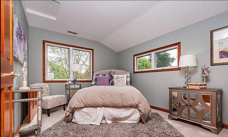Detail Gallery Image 10 of 18 For 2961 South Ct, Palo Alto,  CA 94306 - 4 Beds | 3 Baths