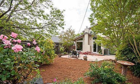 Detail Gallery Image 18 of 18 For 2961 South Ct, Palo Alto,  CA 94306 - 4 Beds | 3 Baths